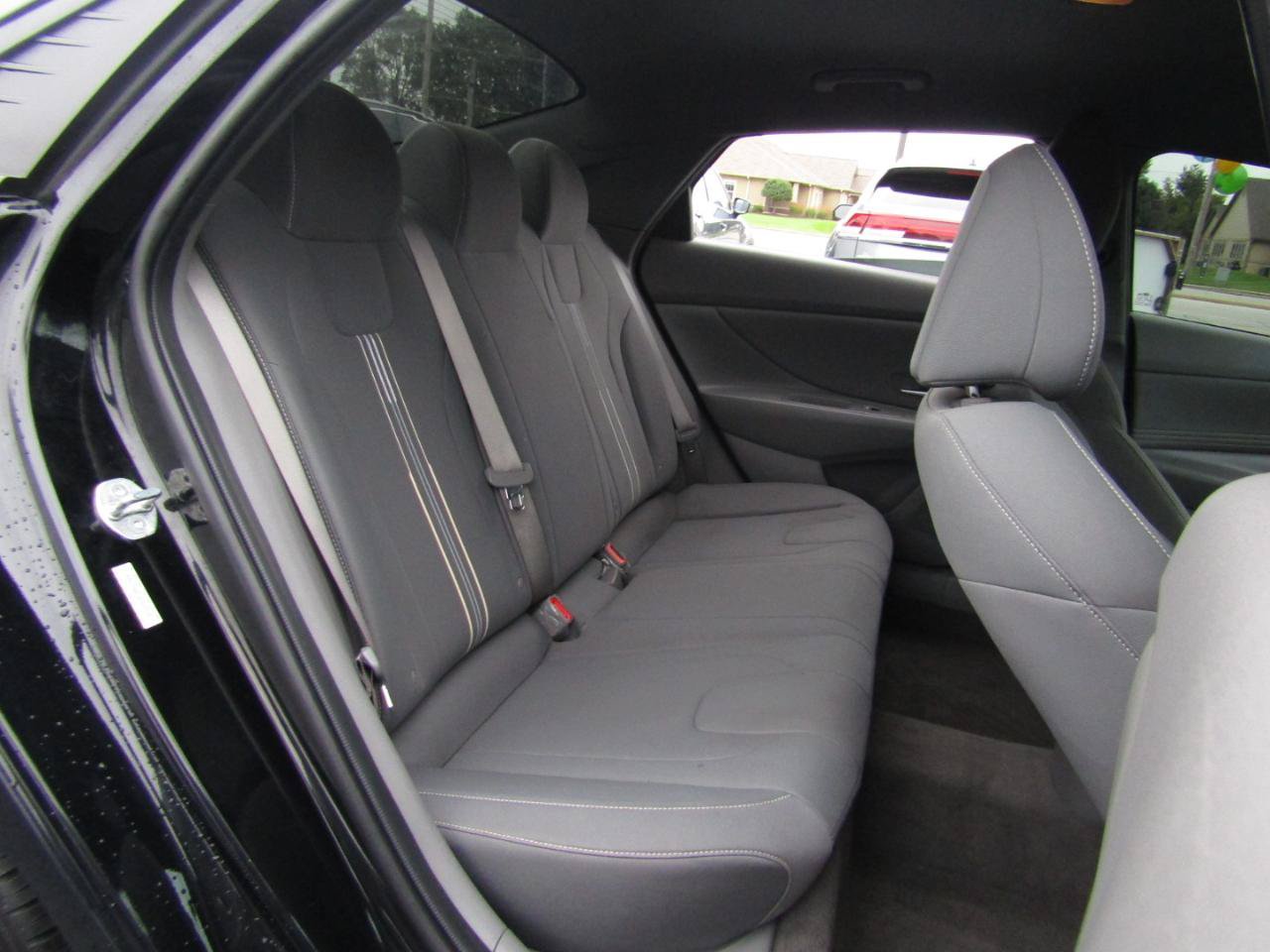 Used 2023 Hyundai Elantra SEL w/ Convenience Package FWD image 20