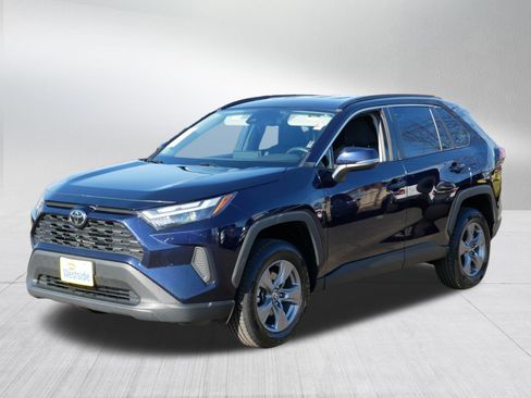 Used 2024 Toyota RAV4 XLE image 3