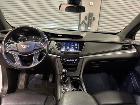 Used 2021 Cadillac XT5 Luxury FWD image 41
