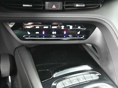 Used 2023 Buick Envision Preferred AWD/4WD image 17