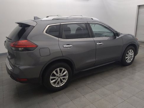 Used 2017 Nissan Rogue SV FWD image 10