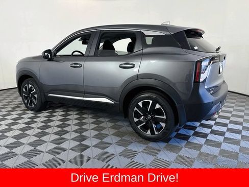 Used 2025 Nissan Kicks SV AWD/4WD image 20