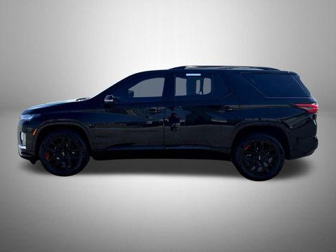 Certified 2023 Chevrolet Traverse Premier w/ Redline Edition AWD/4WD image 9