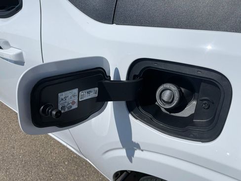 New 2025 Ford Maverick Lobo image 54