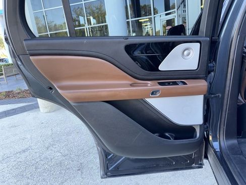 Used 2023 Lincoln Aviator Reserve w/ Equipment Group 201A image 29