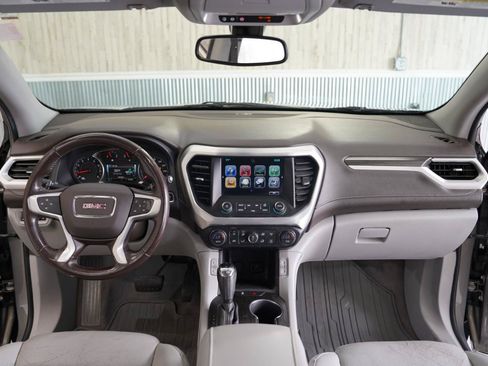Used 2019 GMC Acadia SLT FWD image 17