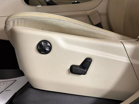 Used 2021 Jeep Grand Cherokee Limited w/ Premium Lighting Group image 7