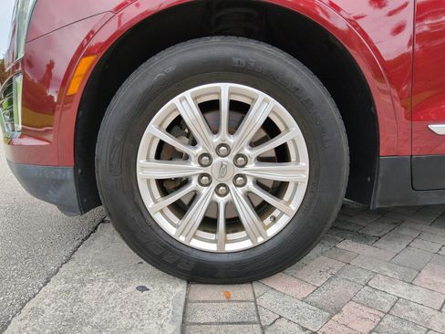 Used 2017 Cadillac XT5 FWD image 35