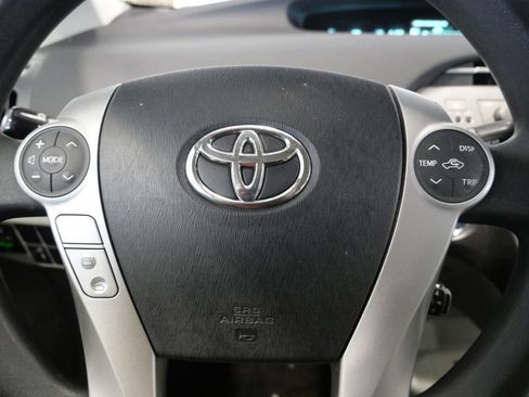 Used 2013 Toyota Prius One image 17
