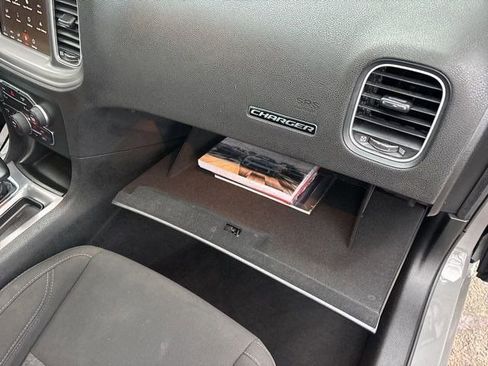 Used 2023 Dodge Charger SXT image 40