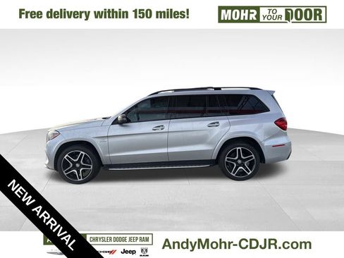 Used 2017 Mercedes-Benz GLS 550 4MATIC image 4