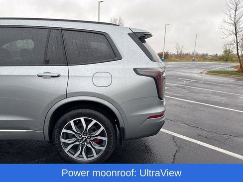 Used 2024 Cadillac XT6 Sport image 12