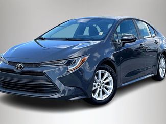 Used 2024 Toyota Corolla LE w/ LE Convenience Package video 1