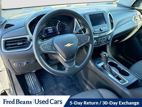 Used 2020 Chevrolet Equinox LT image 11