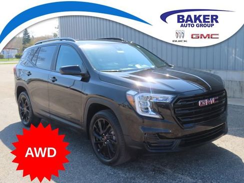 Used 2024 GMC Terrain SLE w/ Driver Convenience Package AWD/4WD image 1