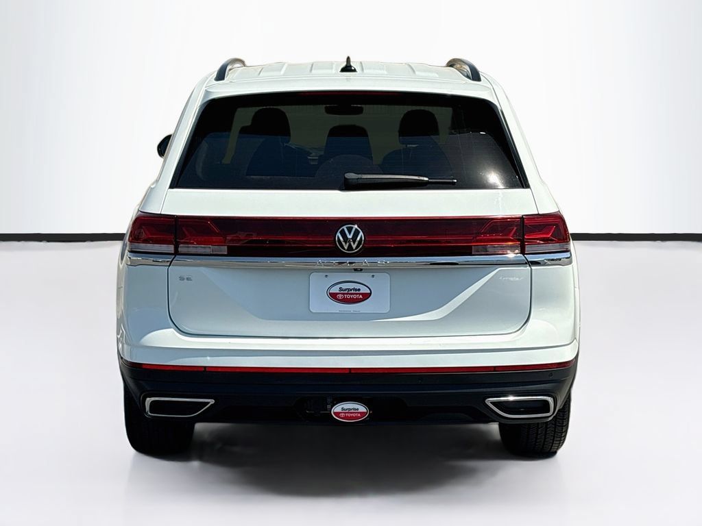 Used 2024 Volkswagen Atlas SE AWD/4WD image 6
