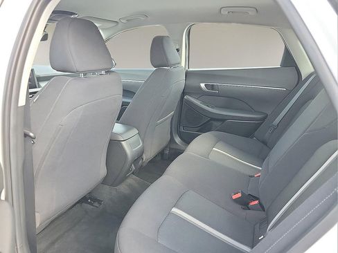 Used 2025 Hyundai Sonata SEL FWD image 9