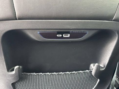New 2027 Chrysler Pacifica Select AWD/4WD image 12