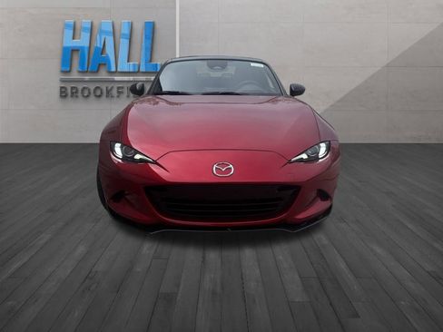 New 2025 MAZDA MX-5 Miata Club w/ Weather Package RWD image 2
