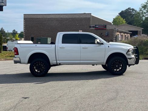 Used 2014 RAM 1500 Laramie w/ Convenience Group AWD/4WD image 3