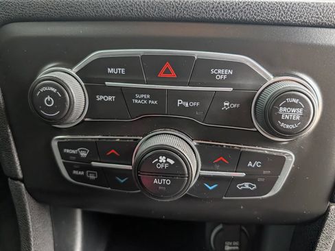 Used 2022 Dodge Charger GT RWD image 38