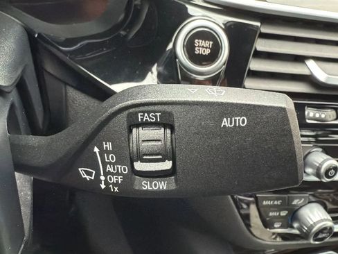 Used 2018 BMW 530e xDrive image 14