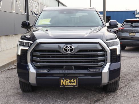 Used 2024 Toyota Tundra Limited image 2