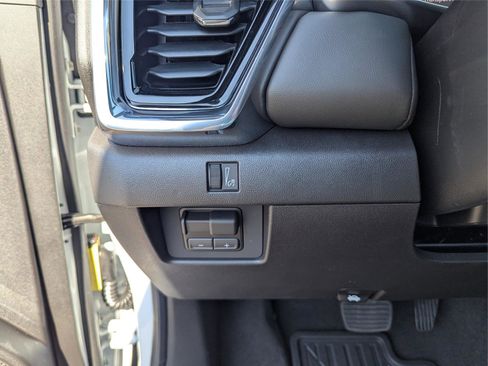 New 2026 GMC Canyon Elevation w/ Convenience Package image 28