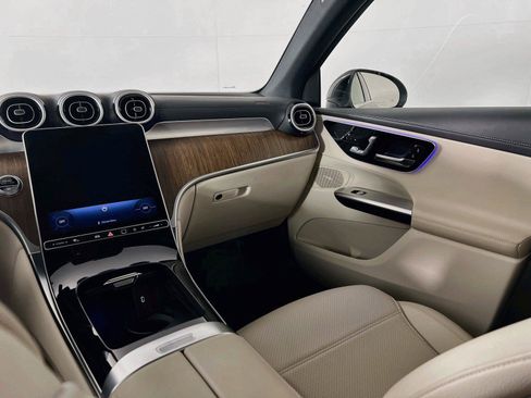 Certified 2024 Mercedes-Benz GLC 300 4MATIC image 24