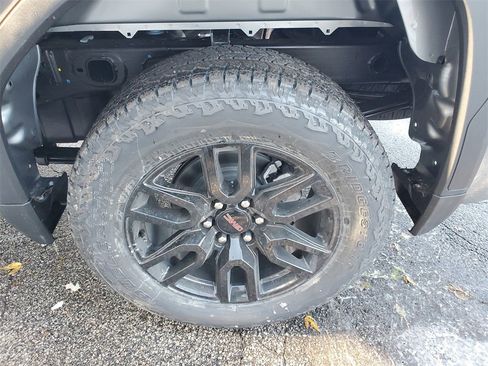 New 2026 GMC Sierra 1500 Elevation image 30