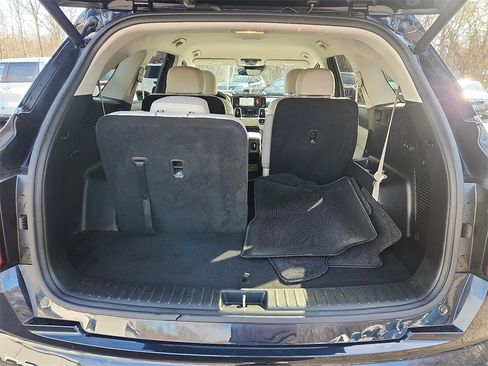 Used 2023 Kia Sorento EX image 28