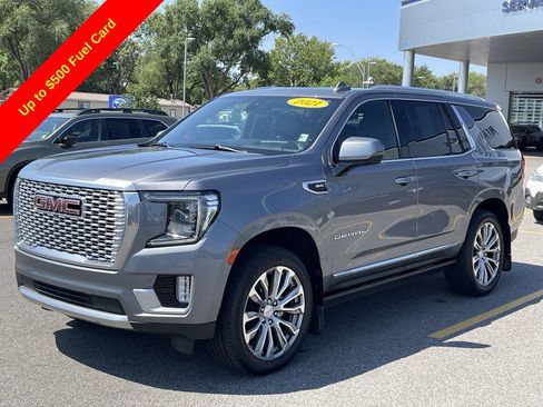 Used 2021 GMC Yukon Denali w/ Denali Ultimate Package AWD/4WD image 3