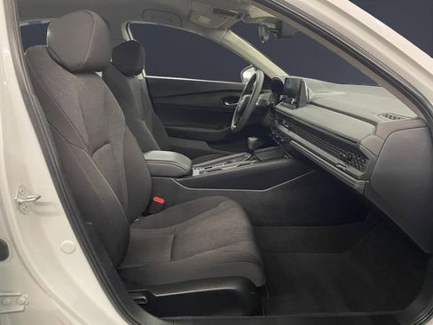 Certified 2023 Honda Accord LX image 15