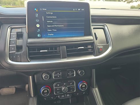 Used 2022 Chevrolet Tahoe Z71 w/ Z71 Off-Road Package image 21