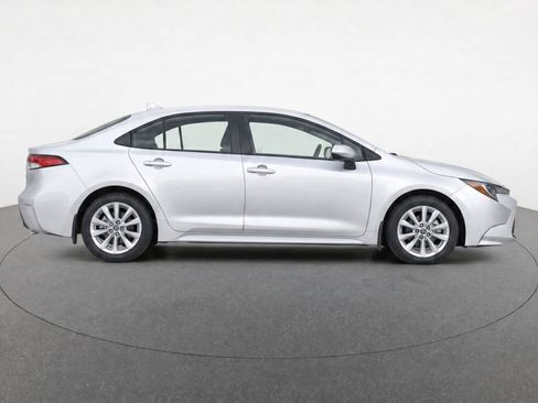 Used 2026 Toyota Corolla LE w/ LE Premium Package FWD image 8