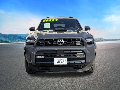 Used 2025 Toyota 4Runner TRD Sport Premium AWD/4WD image 3