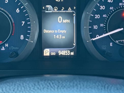 Used 2017 Toyota Sienna XLE Premium image 27