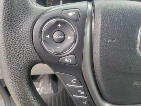 Used 2016 Honda Pilot EX image 23