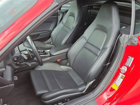 Used 2024 Porsche 911 Carrera S image 5