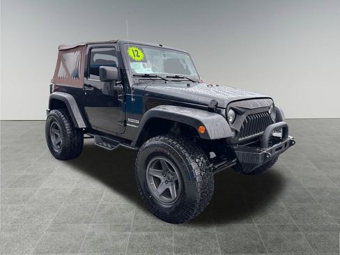 Used 2012 Jeep Wrangler Sport image 8