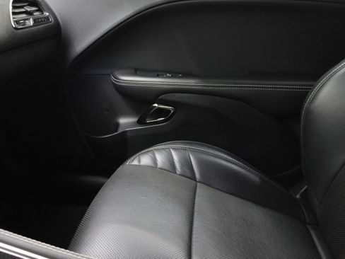 Used 2017 Dodge Challenger SRT Hellcat RWD image 12