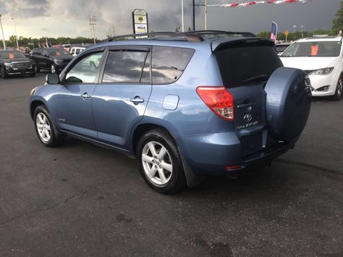 Used 2008 Toyota RAV4 Limited AWD/4WD image 2