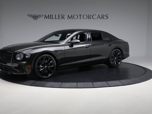 New 2025 Bentley Flying Spur Plug-In Hybrid image 2