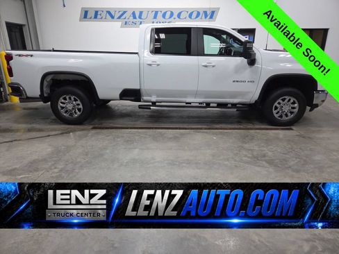 Used 2025 Chevrolet Silverado 2500 LT w/ Convenience Package AWD/4WD image 1