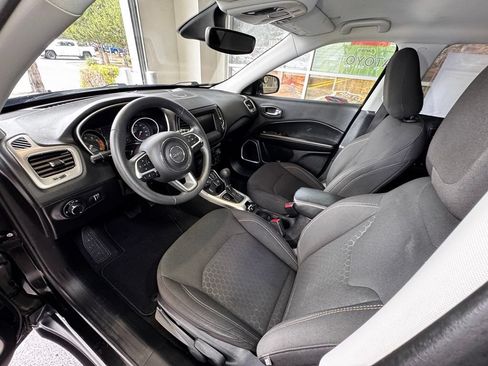 Used 2021 Jeep Compass Sport AWD/4WD image 17