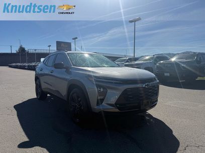 Used 2025 Chevrolet Trax ACTIV w/ Driver Confidence Package