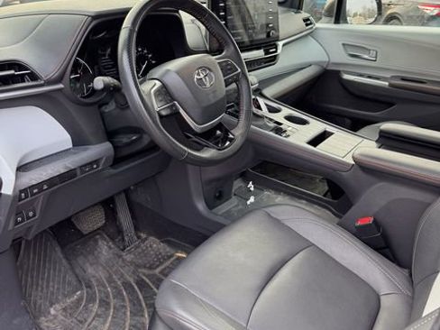 Certified 2023 Toyota Sienna XSE w/ XSE Plus Package image 6