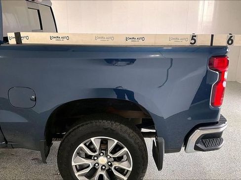 Used 2021 Chevrolet Silverado 1500 LTZ w/ Technology Package AWD/4WD image 40
