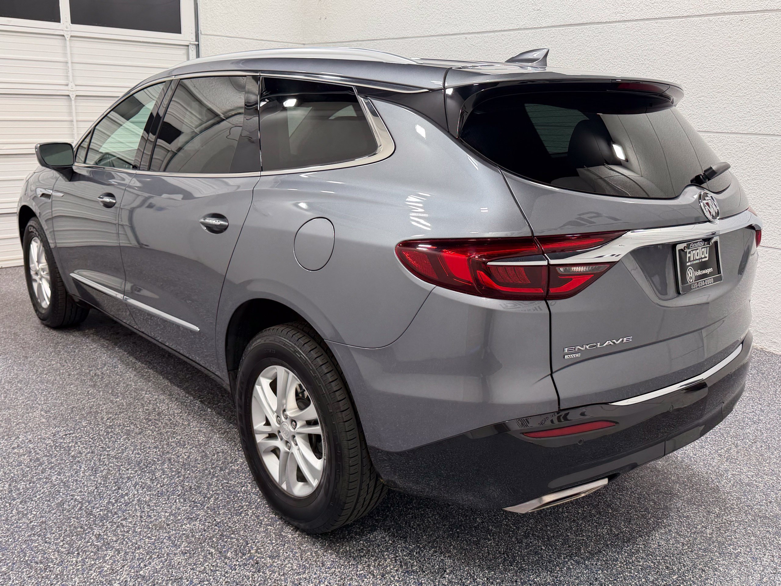 Used 2020 Buick Enclave Essence w/ Sound and Sites Package AWD/4WD image 4