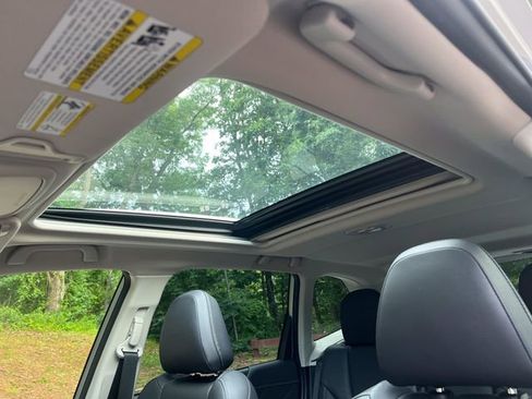Used 2023 Subaru Forester Touring AWD/4WD image 13